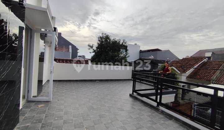 Dijual Hunian Cantik Siap Huni Berlokasi di Villa Melati Mas B 2