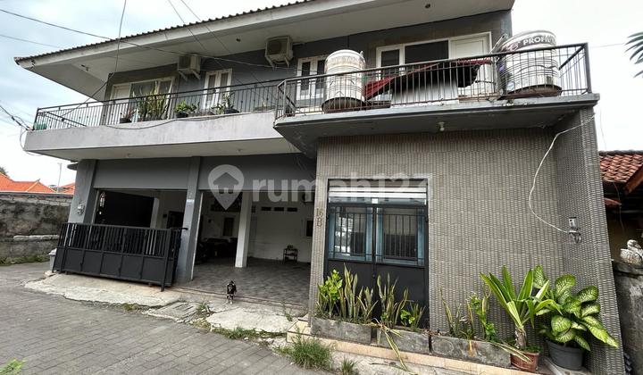 Translation: House for Sale in Exclusive Location, Tuban Kuta Area. Low Price.