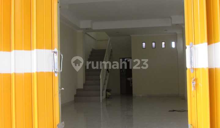 Ruko, 2 Lantai, Dekat Universitas di Tukad Pakerisan