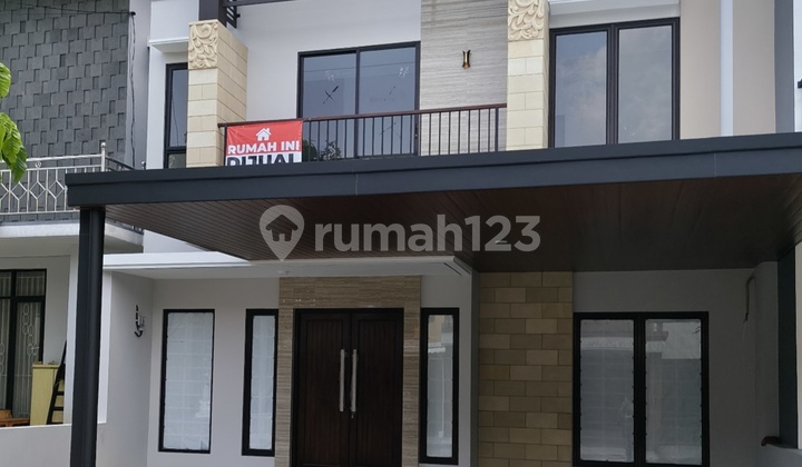 New Ready-to-Occupy House in Lippo Cikarang Direct Access to Deltamas and Jababeka New Ready-to-Occupy House in Lippo Cikarang Direct Access to Deltamas and Jababeka