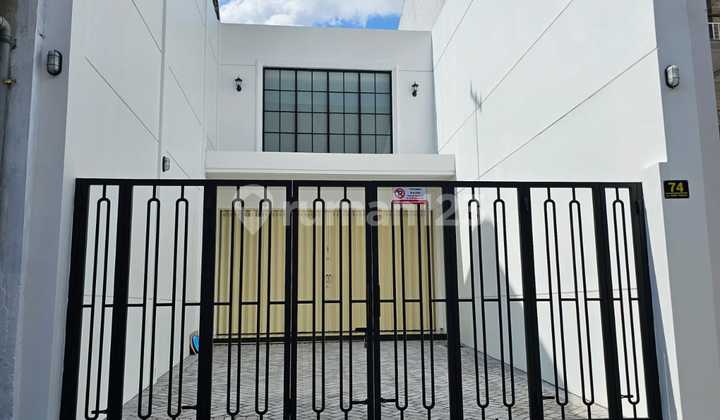 Rental of Business Space at Gang Tengah Shophouse, Semarang 2