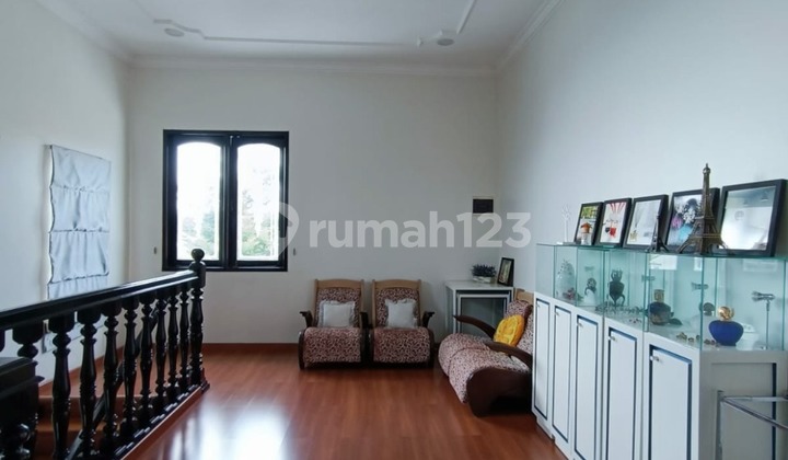 Rumah Klasik Split Level Siap Huni Best Deal 2