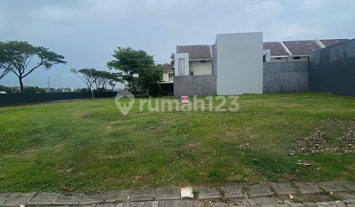 Kavling Jalan Kembar Depan Taman Bukan Rumah Penghuni