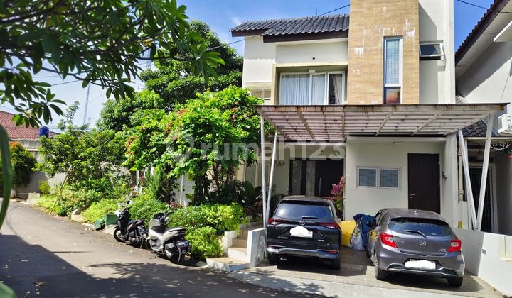 Premium Hook Residence with Elegant Ambiance, Maximum Natural Lighting, and a Strategic Location Offering Comfort and Prestige.