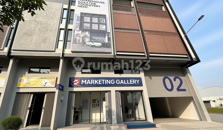 Warehouse and 4-Story Shop House Next to Airport, Duta Indah Starhub Warehouse Complex Warehouse and 4-Story Shop House Next to Airport, Duta Indah Starhub Warehouse Complex