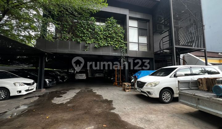 Commercial Space for Sale on Rajawali Kemayoran Street Commercial Space for Sale on Rajawali Kemayoran Street