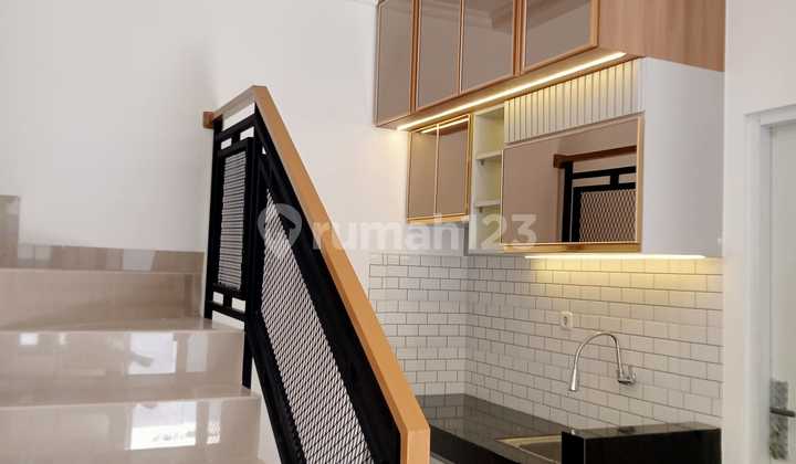 Rumah 2 Lantai Scandinavian Dekat Toll Cijago dan Desari Rumah 2 Lantai Scandinavian Dekat Toll Cijago dan Desari