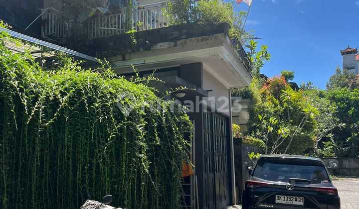 Ready-to-occupy 2-Story House Near Denpasar City Center Ready-to-occupy 2-Story House Near Denpasar City Center