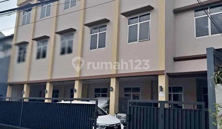 Dijual Cepat Rumah Kost Mewah 3 Lantai 27 Kamar Fully Furnished di Utan Kayu Matraman Jakarta Timur Dijual Cepat Rumah Kost Mewah 3 Lantai 27 Kamar Fully Furnished di Utan Kayu Matraman Jakarta Timur