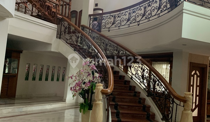 Dijual Rumah Lux Premium Setraduta 2