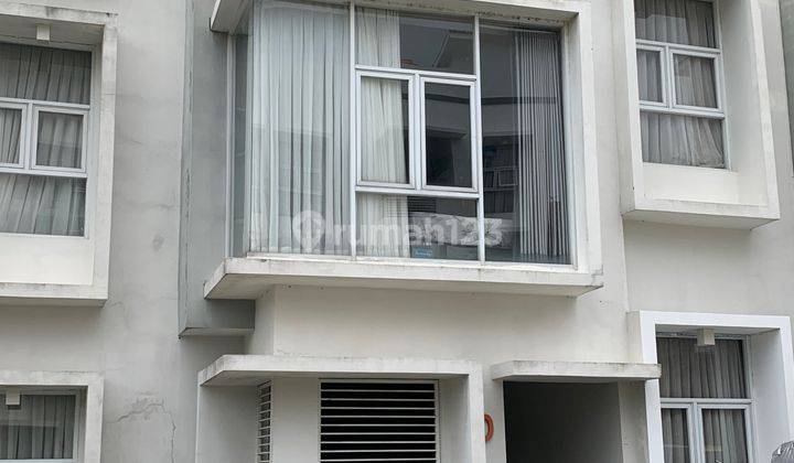 Dijual Rumah Kost Jatinangor Dekat Unpad/ ITB 3 Lantai Furnished 1