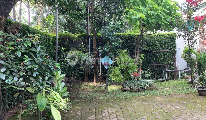 Dijual Rumah Sayap Supratman 1