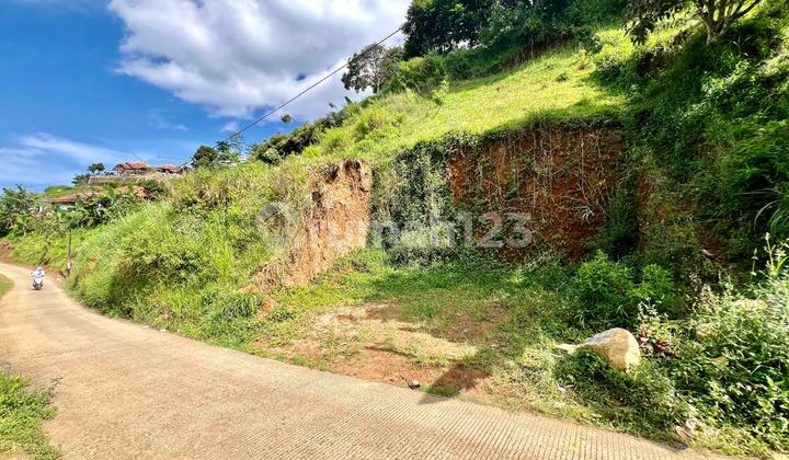 Above Kordon Land in Didago Near Tebing Keraton