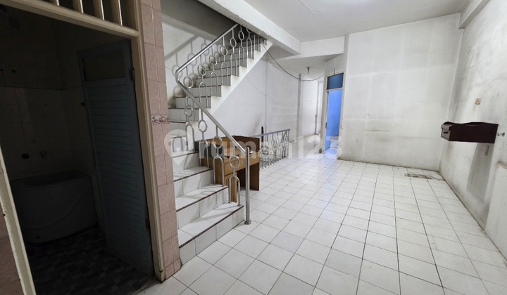 Ip3081: For Rent Jelambar House Suitable for Home Industry Ip3081: For Rent Jelambar House Suitable for Home Industry