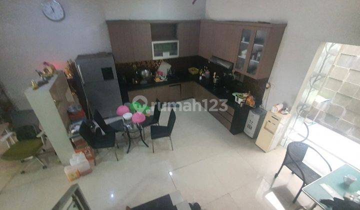 Ip2534 Rumah Furnished Lokasi Strategis Jelambar 2