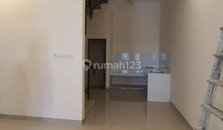 Ip2677 Rumah Tanjung Duren Lokasi Strategis