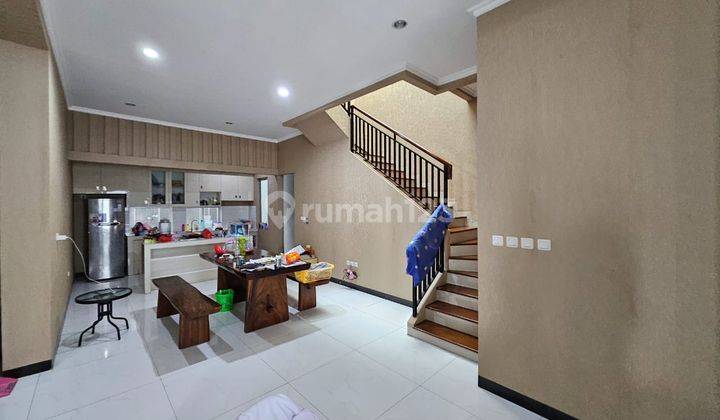 Ip2846 Rumah Semi Furnished Kavling Polri Jelambar 1