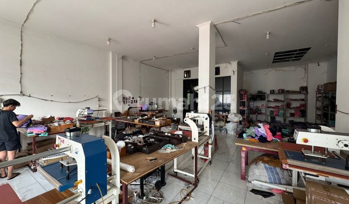 IP3022: Rumah Jelambar Strategis Ruas Jalan Lebar 2