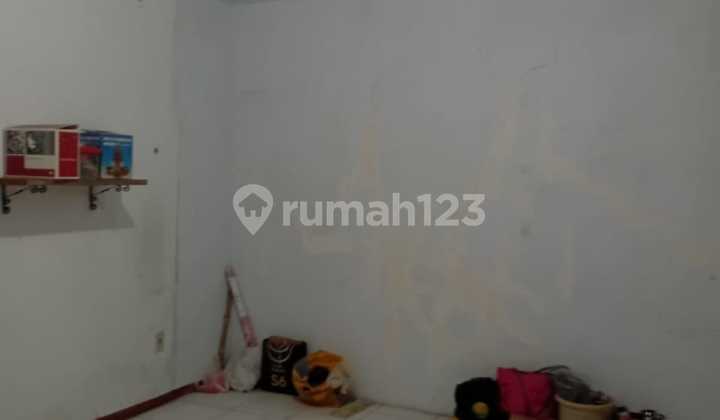 Ip3025: Rumah Lama Komplek Duta Mas Jelambar Ip3025: Rumah Lama Komplek Duta Mas Jelambar