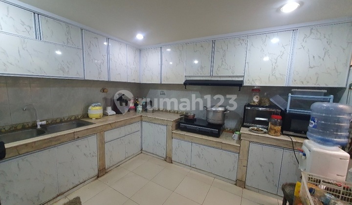 IP2223: House in Duri Kepa Complex, Quiet Location