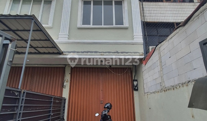 IP3065: Ruko Jelambar Cocok Untuk Konveksi/Kerja/Gudang