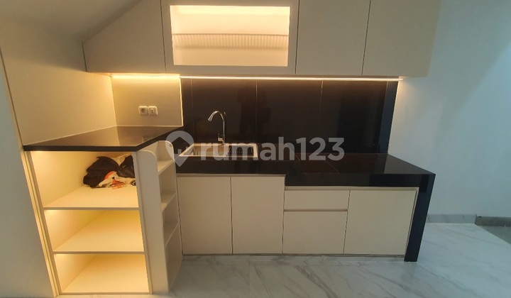 IP2889: Rumah Baru Dalam Komplek Duri Kepa  1