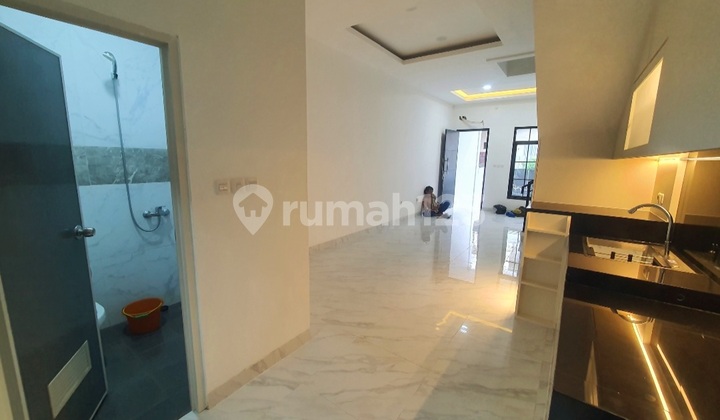 IP2889: Rumah Baru Dalam Komplek Duri Kepa  2