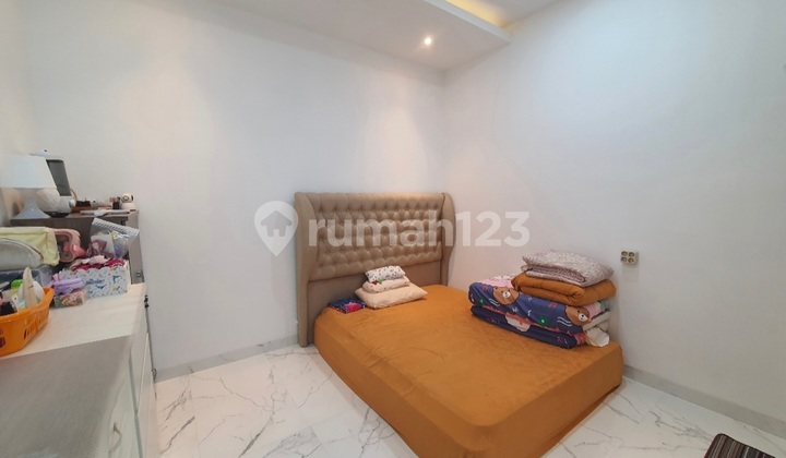 IP3037: Nice Furnished House in Polri Jelambar Subdivision 2