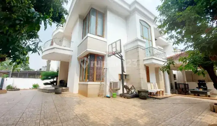 IP2979: Rumah Hoek Komplek  Sunrise Garden Jakarta Barat 1