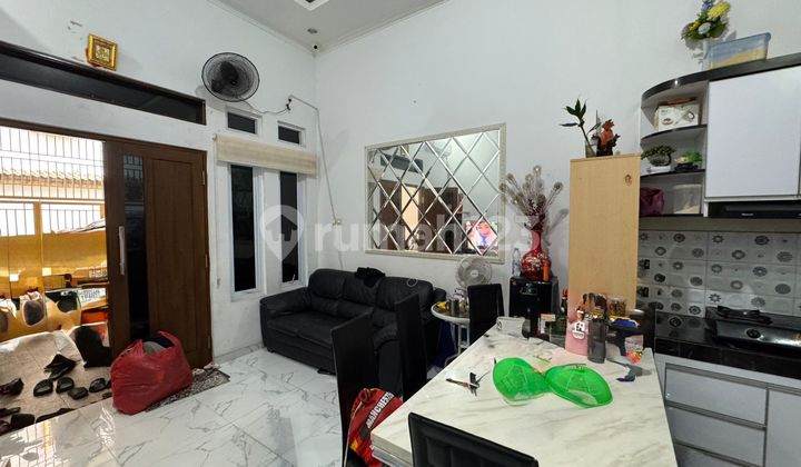 IP3035: Rumah Semi Furnished Jelambar Lokasi Strategis 2