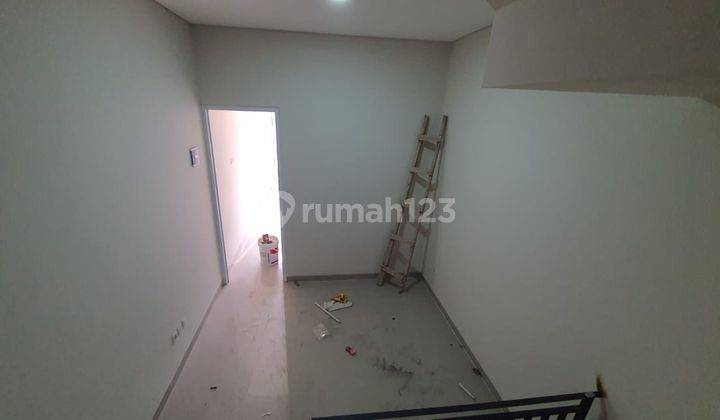 Ip2769a Rumah Komplek Taman Ratu Lokasi Tenang  2