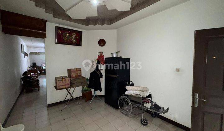 Ip2957 Rumah Lama Lokasi Bagus Kavling Polri Jelambar  2