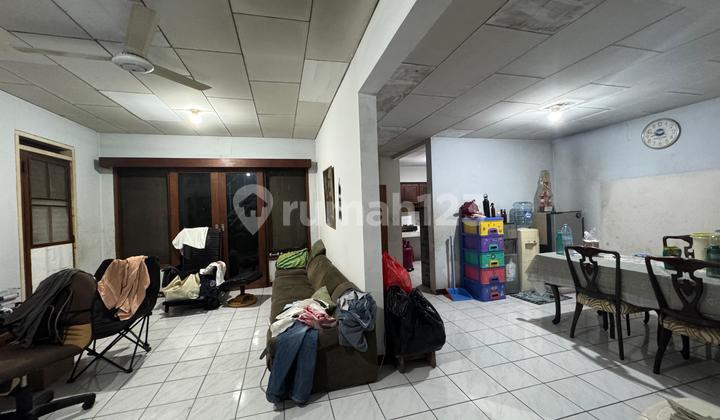 IP3061: Rumah Lama Komplek Kav Polri Jelambar