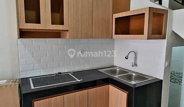 Ip2769 Rumah Furnished Komplek Taman Ratu 2