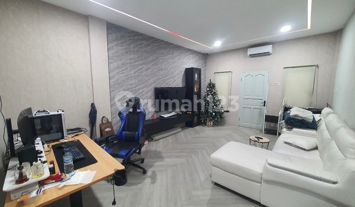 IP3065: Rumah Furnished Siap Huni Jelambar 2