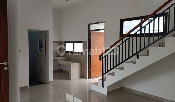 Rumah 2 Lantai Deket Transmart Buahbatu Termurah