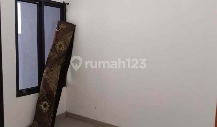 Rumah Takeover Tanpa Bi Cheking di Depok , Harga Nego di Lokasi Sampai Salaman Rumah Takeover Tanpa Bi Cheking di Depok , Harga Nego di Lokasi Sampai Salaman