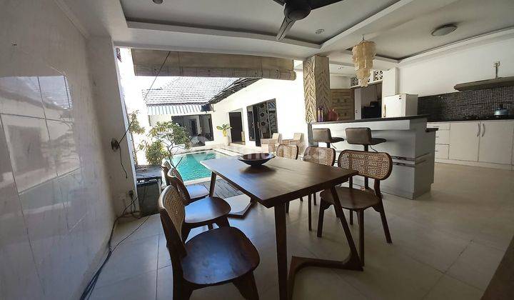 Villa For Sale In Taman Jimbaran Bali  2