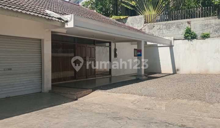 Di Jual Rumah di Jakarta Selatan Di Jual Rumah di Jakarta Selatan