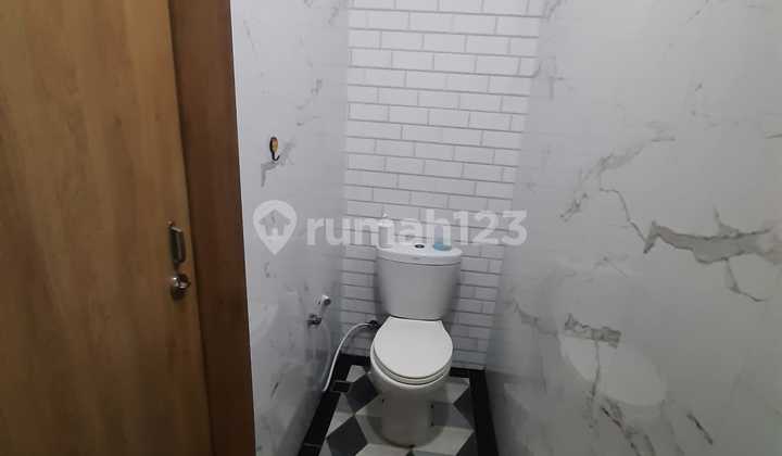 Rumah Bagus Full Furnished di Graha Raya Tangerang Selatan 2