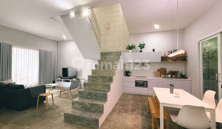 For Sale 3-Story House Fully Furnished Mb Residence For Sale 3-Story House Fully Furnished Mb Residence