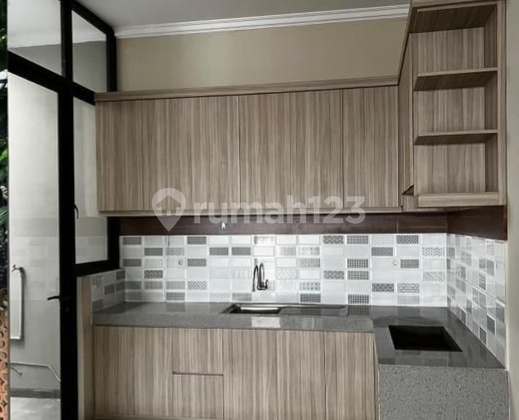 Di Sewakan Rumah Brand New Melati Mas 2