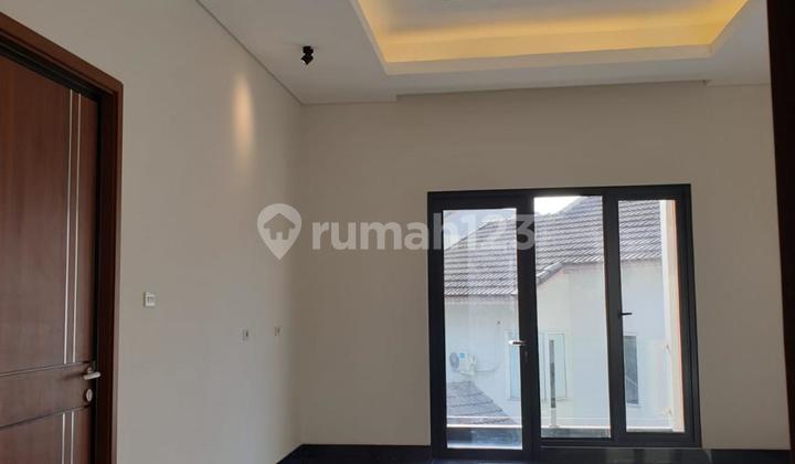 For Sale House in BSD 2