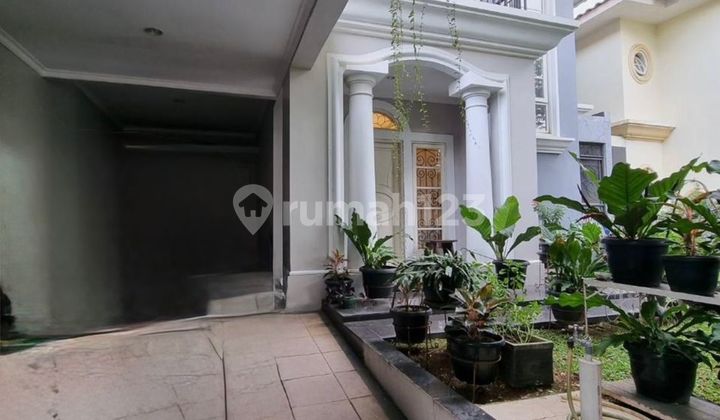 For Sale House in Bsd 2