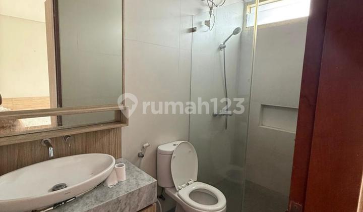 Rumah Bagus Furnished SHM di Harvest Bintaro, Tangerang Selatan 2