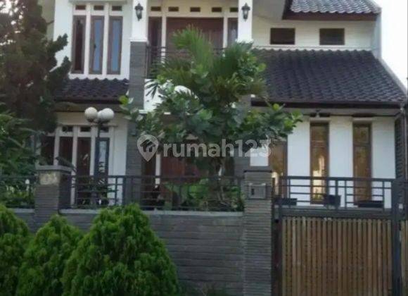 Dijual Rumah Bagus 2 Lantai SHM di Setiabudhi Regency 1