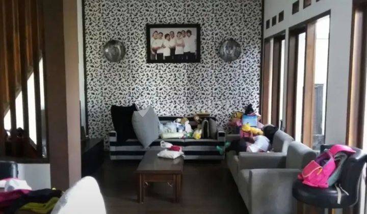 Dijual Rumah Bagus 2 Lantai SHM di Setiabudhi Regency 2