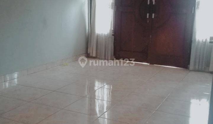 Dijual Rumah Bagus SHM di Mainroad Sariwangi 2