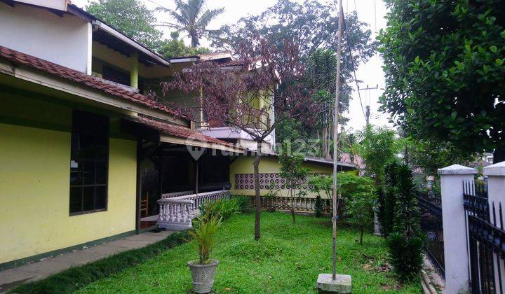 Dijual Rumah Bagus SHM di Mainroad Sariwangi 1