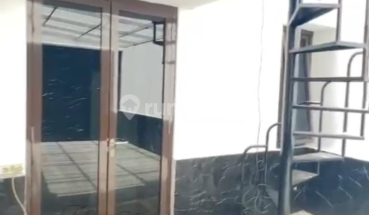 Disewakan Rumah Hook di Komplek Kota Mas Cimahi 6